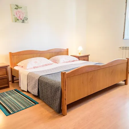 2425 Lägenhet Rovinj