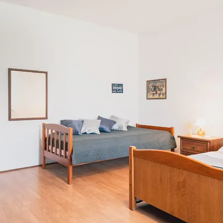 2425 Rovinj
