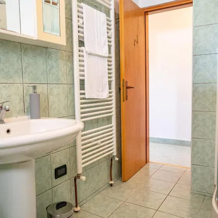 2425 Rovinj
