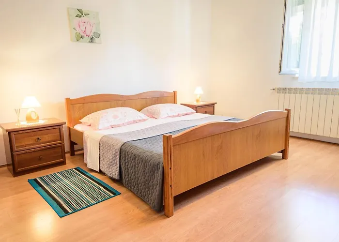 2425 Appartamento Rovigno